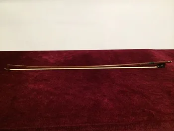 Golden ottekantede violin bue lavet af brazilwood og hest hale hår